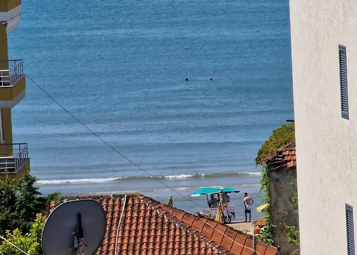 Donel 公寓 Durrës